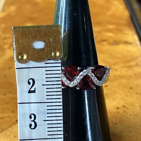 Natural Red Garnet Simulated Diamond Sterling Silver Ring Size 7 - Picture 7 of 9